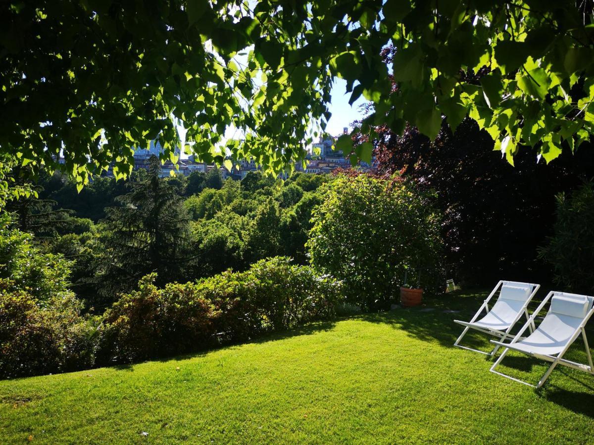 Villa Casa Vacanze Le Violette Brunate Exterior foto